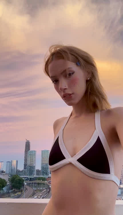 Who would you rather fuck me or a girl with fake boobs?