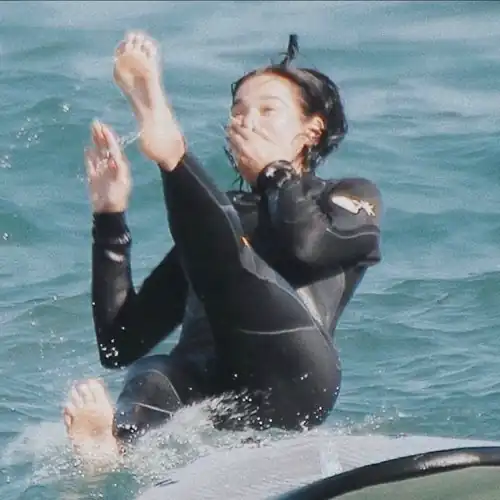 🌊