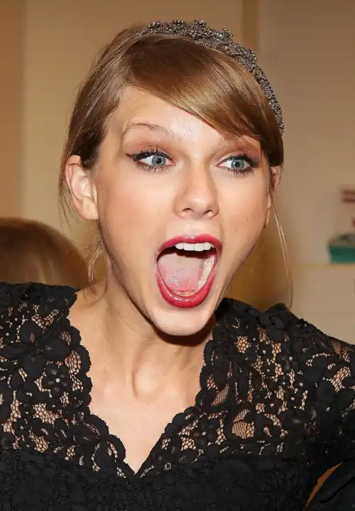 Love excited Taylor 