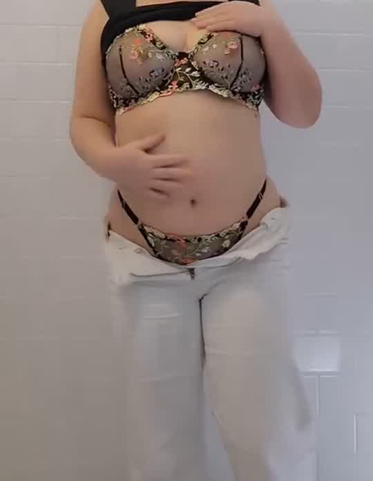 I wonder if you’d have any idea what I was getting up to in the bathroom if you were my colleague 