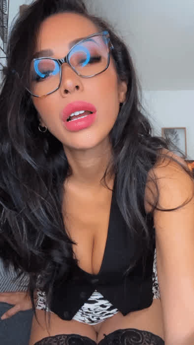 I want to be your personal stress reliever in the office