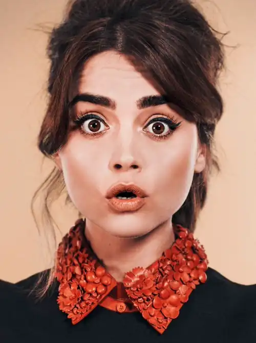 Her huge and gorgeous eyes