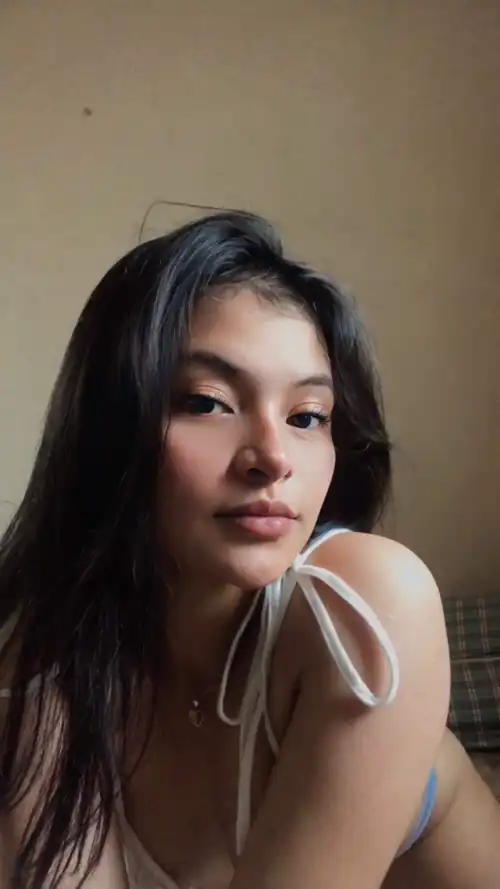 Say (yes) if you want to see my asian body