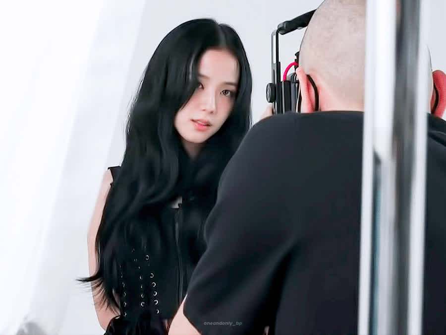 220527 Jisoo
