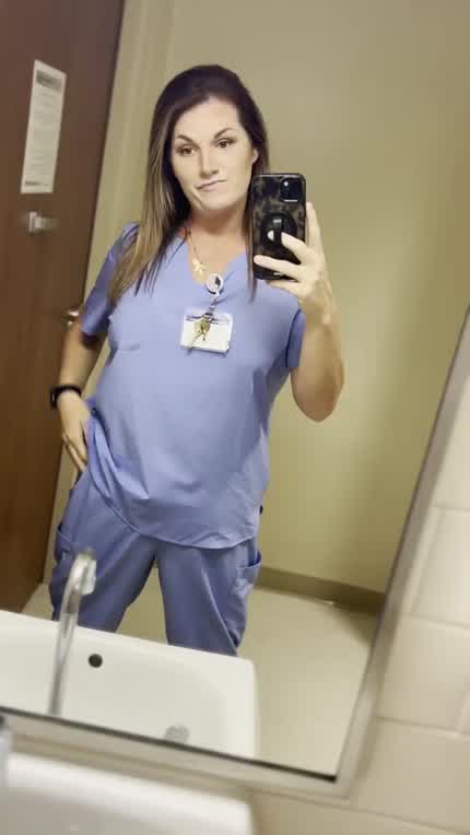 Peekaboo... TItties!!