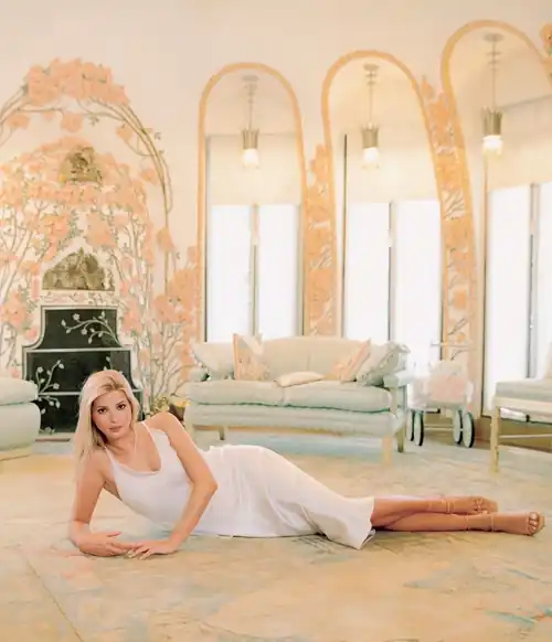 Shes sexy, elegant and cumworthy