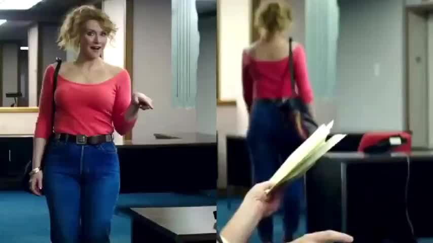 Who could get enough of our favorite Thick redhead, Bryce Dallas Howard? (Gold)