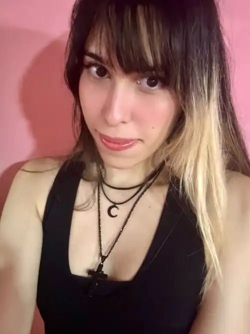 I feel  cute with this makeup 🥰 is it too e-girlish? 