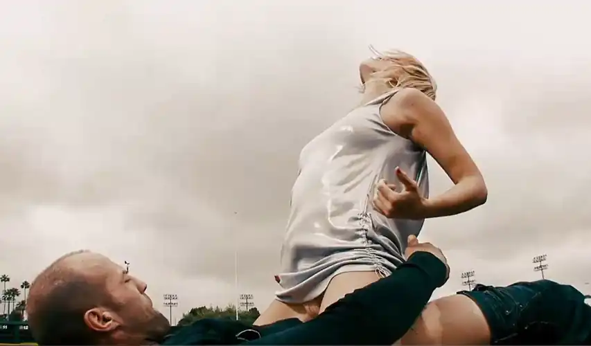 Sex scene in Crank: High Voltage