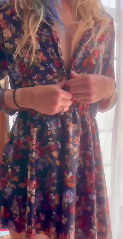 Hey hey hello cum & get it