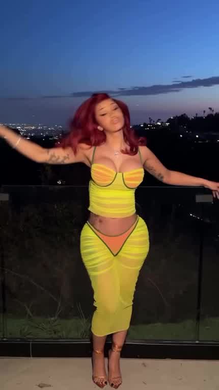 Cardi 😩