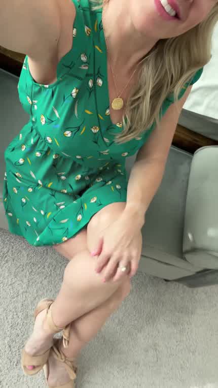 I’m that friend who will pull her panties to the side and offer you a meal anytime you’re hungry…