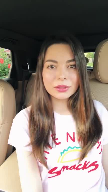 Miranda Cosgrove