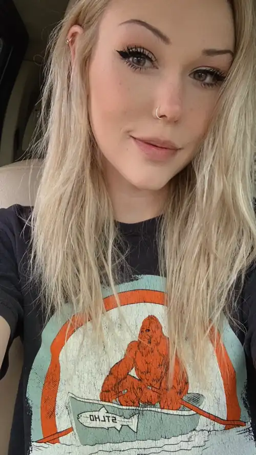 Going to work for the first time in months! Wish me luck! <3