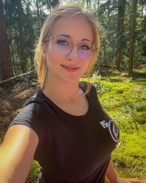 do i look sexy in this 