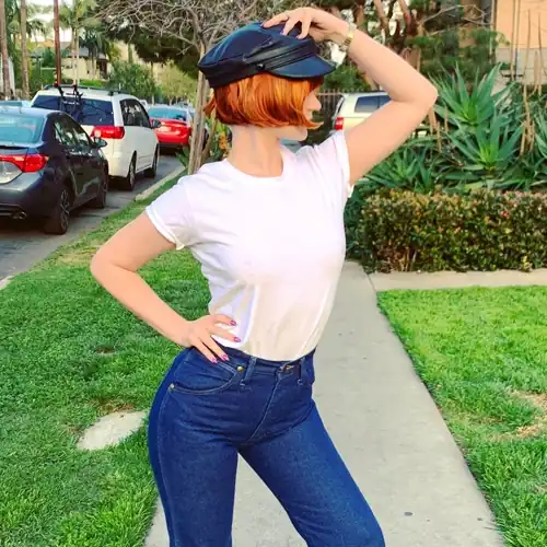 Slight pokies & perfect figure