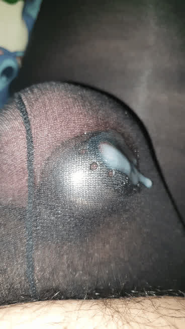 Sissygasm with huge inflatable buttplug