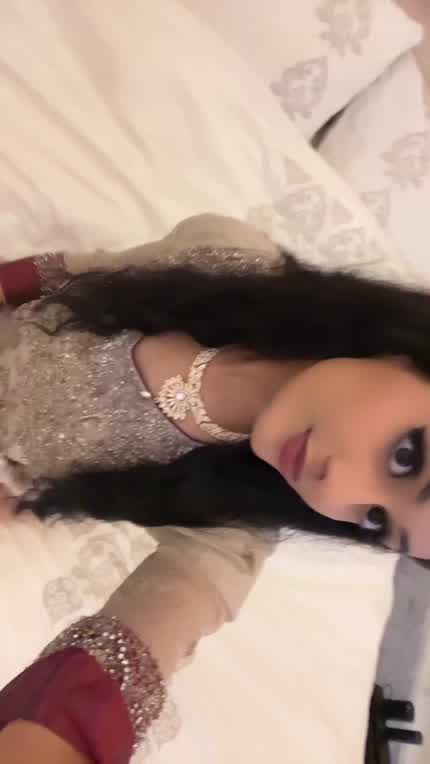 A little look under my Diwali outfit from the other day 💕