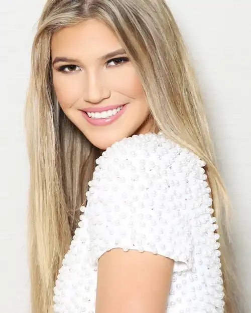 Alina Rae Carranza
