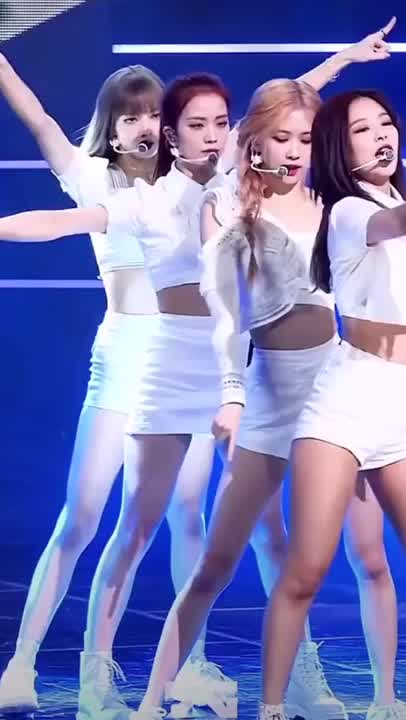 Lisa grabs your attention