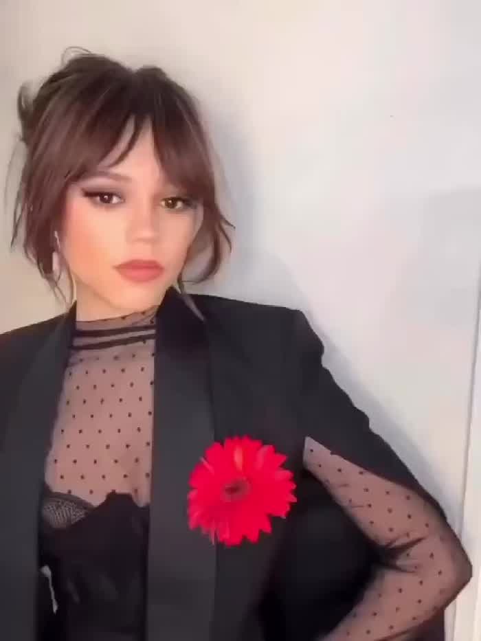 Who gave her the right to be this stunning?? 🔥🔥🔥