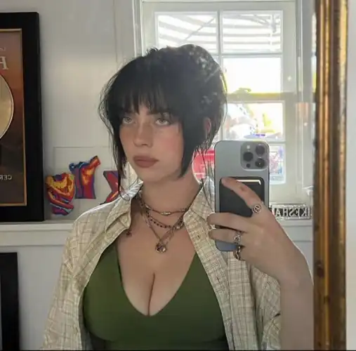 Day 22 of Posting Billie’s tits everyday until I get bored or forget