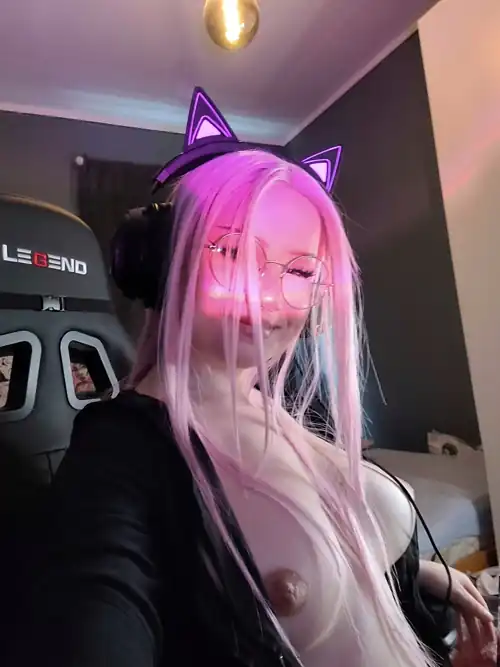 My application to be your fuckdoll. Accepted?