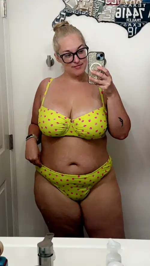 Fat, chunky, chubby, BBW, or thick… what’s your opinion of me