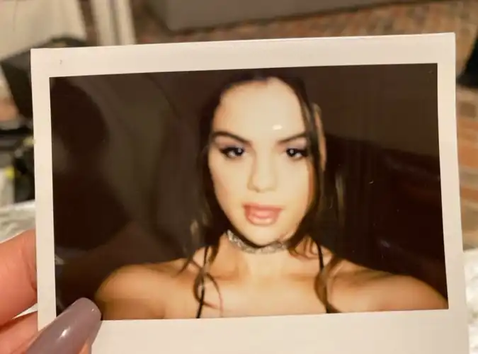Polaroid
