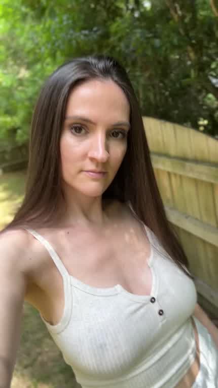 Out making sure everyone is having a wonderful Friday. (F41)