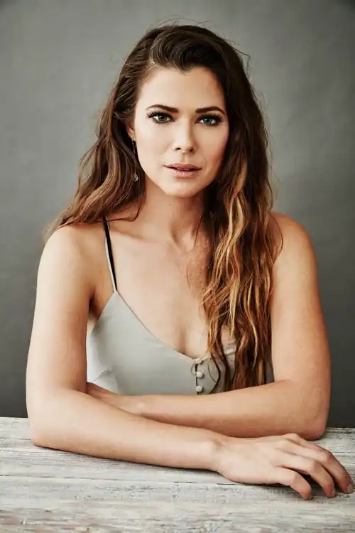 Peyton frequency photoshoot