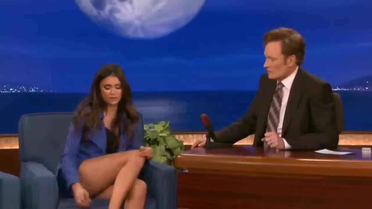 Nina Dobrev