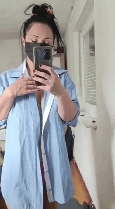 35yo mom of 3. Would you still fuck me?
