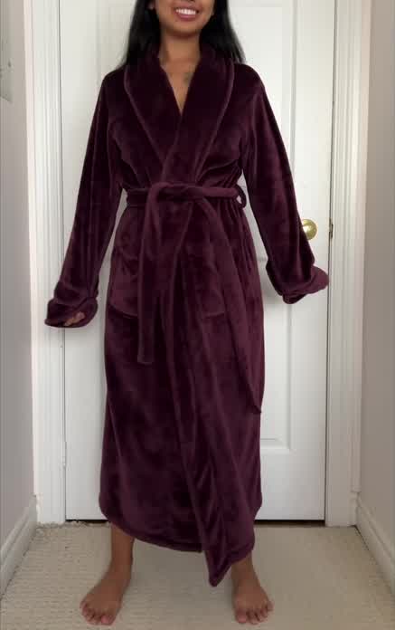 Let's see if I can get you hard before my robe hits the ground!