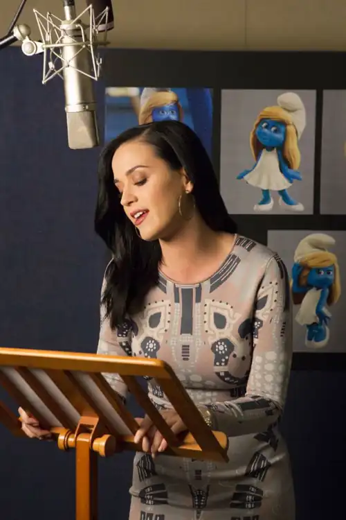 Recording her lines for The Smurfs 2 (2013)