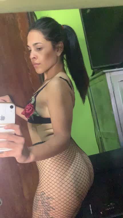 I love being slapped until it turns red