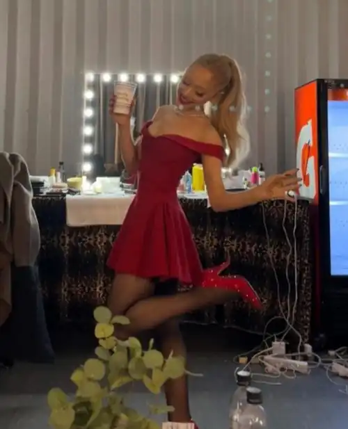 Those fine legs 😍😍😍