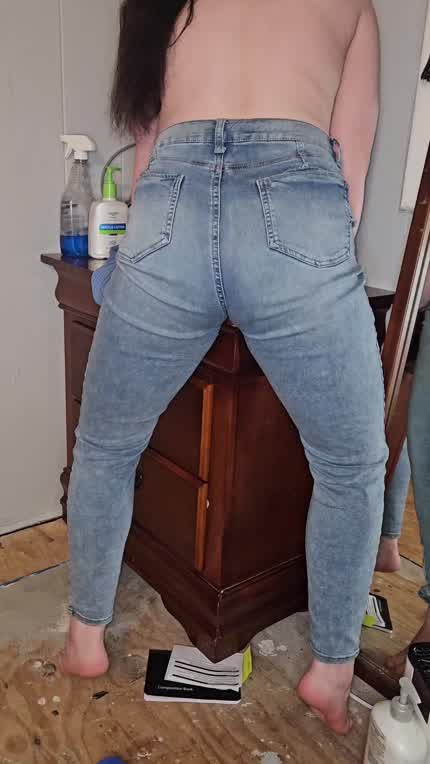I humped my table today, easily one of my favorite orgasms