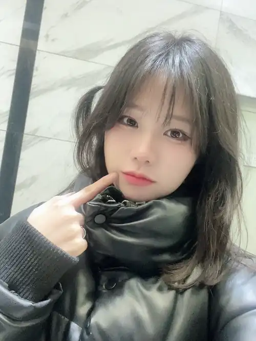 Felt cute on this one, what do you think? (honestly)