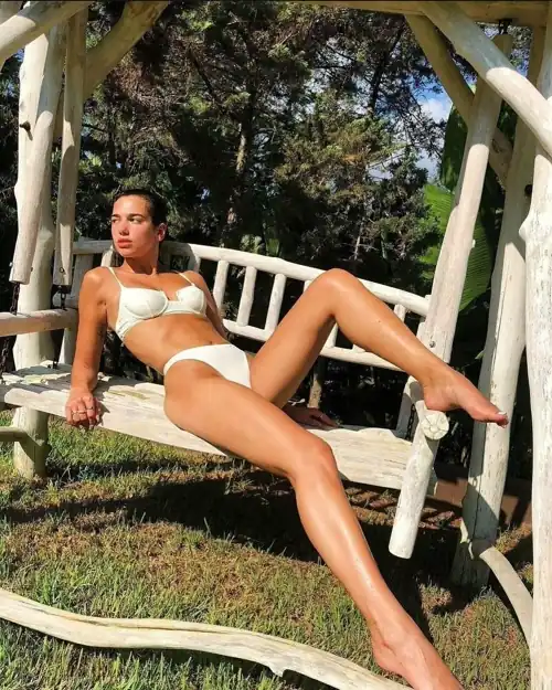 STUNNING