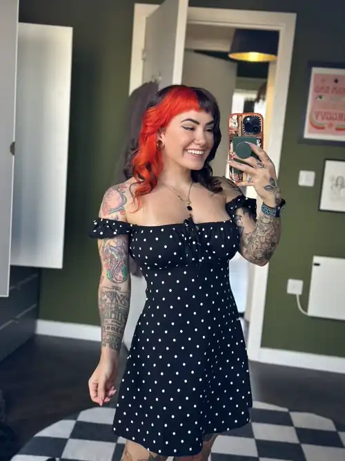 This dress is too cutee 