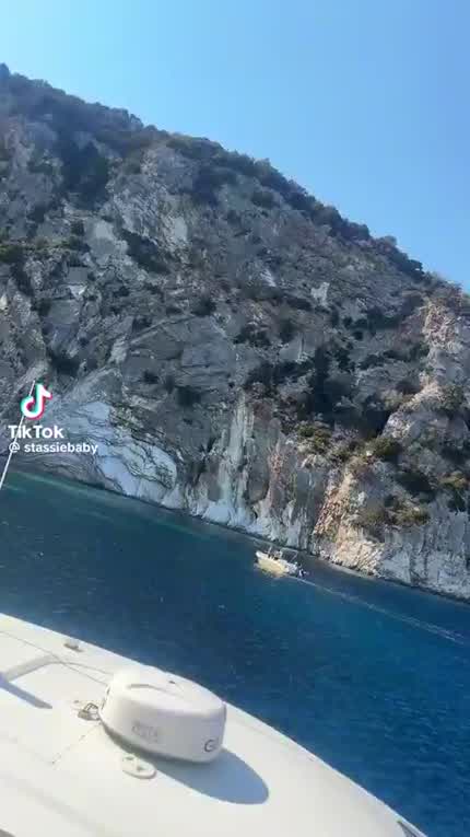 Stassie & Friend do a TikTok - 07.14.2024