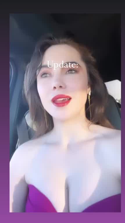 “Update” regarding her mom’s dress