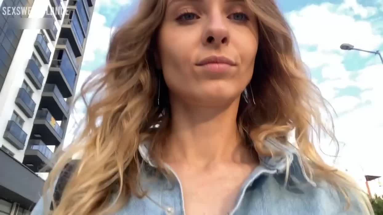 I wanted to masturbate right away, I found a private place