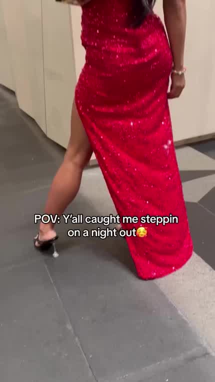 Mercedes on a night out in Mexico City🔥