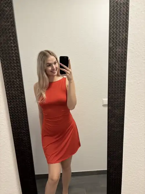 thoughts on my new red dress?🙈