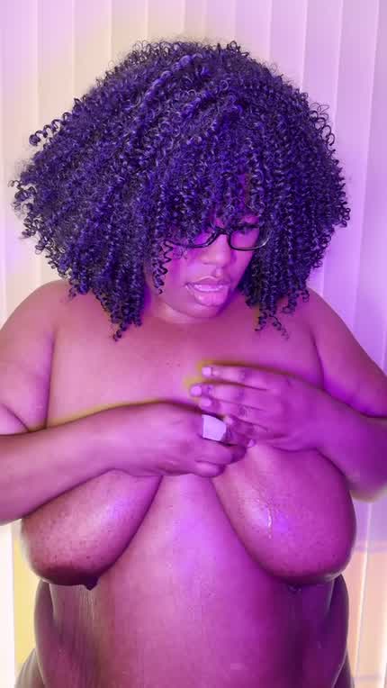Imani Oasis Rubs Ice On Tits and Plays With Nipples