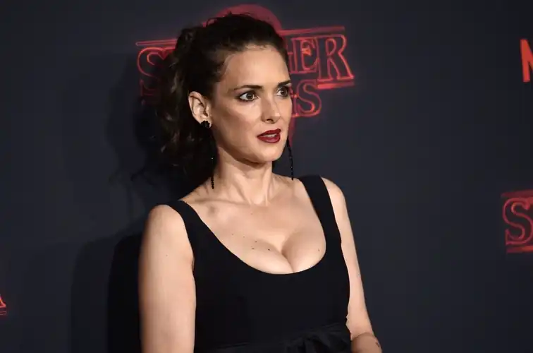 What a gorgeous woman