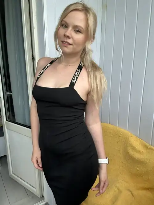 Tight dress no stress 
