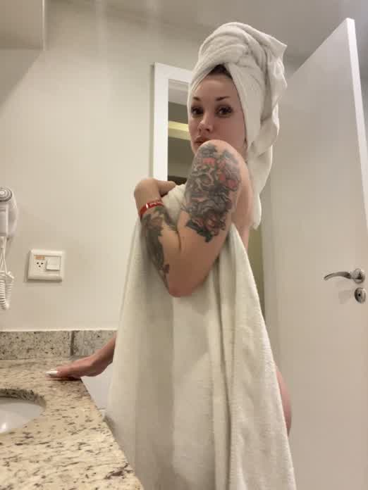 Mommy always show everything Off